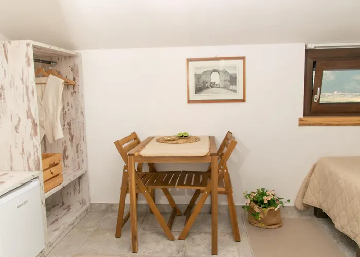 Adama B&B 아테나루카나